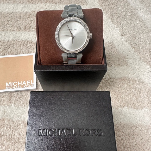 Michael Kors Women’s Watch - Grey Tortoise Shell - Picture 10 of 12
